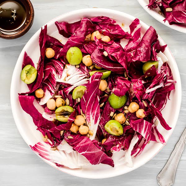 Salad Radicchio và đậu