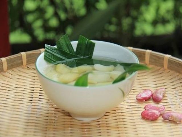 Mùi lá dứa thơm dịu cùng vị ngọt của đậu