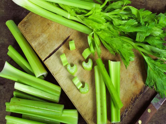 Cần tây chứa nhiều chất dinh dưỡng