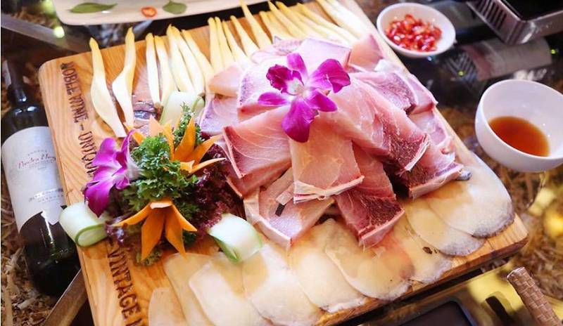Hàng Dương Quán 1 với những món ăn tươi ngon